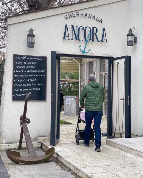 Cherhanaua Ancora - Restaurant pescaresc